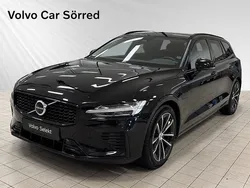 Svart Begagnad 2025 Volvo V60 Plus Kombi | 509 900 kr (Marknadspris)