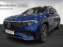 Blå (spektralblå metallic) Begagnad 2024 Mercedes EQA300 AMG SUV | 489 000 kr (Dyr)