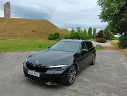 Svart Begagnad 2021 BMW 530e M Sport Kombi | 110 000 kr