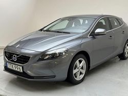 Grå Begagnad 2016 Volvo V40 Momentum | 184 800 kr (Lite dyr)