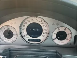 Svart Begagnad 2006 Mercedes E320 Avantgarde Sedan | 65 000 kr (Marknadspris)