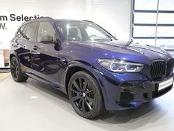 Blå Begagnad 2022 BMW X5 iPerformance SUV | 699 000 kr