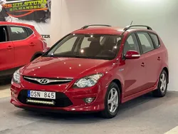 Röd Begagnad 2012 Hyundai i30 Kombi | 64 900 kr (Marknadspris)