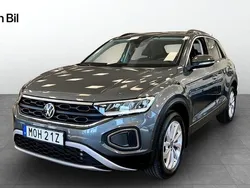Grå (indium grey metallic) Begagnad 2024 VW T-Roc Edition SUV | 304 900 kr (Marknadspris)
