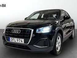 Brilliantsvart Begagnad 2022 Audi Q2 Proline SUV | 259 000 kr (Marknadspris)