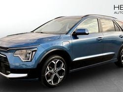 Blå (blue) Begagnad 2022 Kia Niro Advance SUV | 349 900 kr