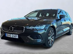 Mörkgrå Begagnad 2019 Volvo V60 Inscription Kombi | 349 900 kr (Lite dyr)