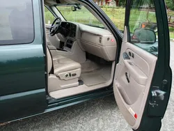 Grön Begagnad 2005 Chevrolet Silverado Sedan | 62 500 kr