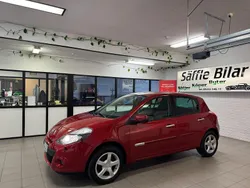Röd Begagnad 2011 Renault Clio R.S. Halvkombi | 54 900 kr (Lite dyr)
