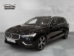 Svart Begagnad 2022 Volvo V60 Inscription Kombi | 369 000 kr (Marknadspris)