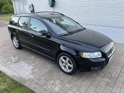 Svart Begagnad 2011 Volvo V50 Momentum Kombi | 85 000 kr (Dyr)