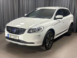 Vit Begagnad 2016 Volvo XC60 Standard SUV | 158 900 kr