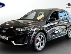 Svart (black) Ny 2025 Ford Kuga ST-Line X SUV | 472 150 kr