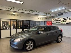 Grå Begagnad 2013 Volvo V40 Kombi | 49 900 kr (Dyr)