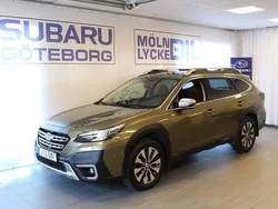 Grön Begagnad 2022 Subaru Outback SUV | 399 900 kr (Marknadspris)