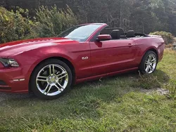 Röd Begagnad 2013 Ford Mustang GT Convertible Cab | 327 000 kr (Lite dyr)