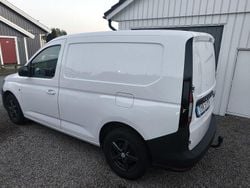 Vit Begagnad 2023 VW Caddy Minibuss | 210 000 kr (Superpris)
