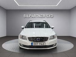 Vit Begagnad 2015 Volvo V70 Momentum Kombi | 164 900 kr (Marknadspris)