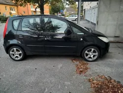 Svart Begagnad 2007 Mitsubishi Colt Halvkombi | 6 000 kr (Bra pris)