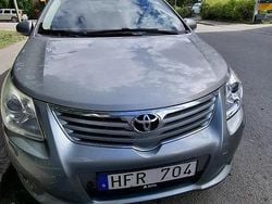 Grå Begagnad 2010 Toyota Avensis Business Edition Kombi | 45 900 kr (Bra pris)