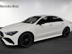 Ny 2025 Mercedes CLA200 AMG Sportkupé | 435 700 kr (Marknadspris)