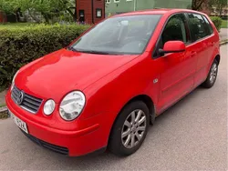 Röd Begagnad 2005 VW Polo Basis Halvkombi | 15 000 kr (Bra pris)