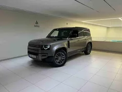 Grå Begagnad 2024 Land Rover Defender SUV | 1 095 000 kr