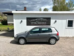 Mörkgrå Begagnad 2005 VW Golf V Comfortline Halvkombi | 26 500 kr (Bra pris)