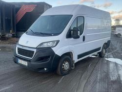 Vit Begagnad 2019 Peugeot Boxer Van | 120 000 kr