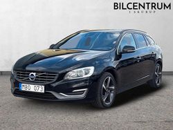 Svart Begagnad 2014 Volvo V60 Momentum Kombi | 89 900 kr (Marknadspris)