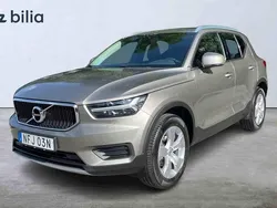 Grå Begagnad 2022 Volvo XC40 SUV | 319 900 kr
