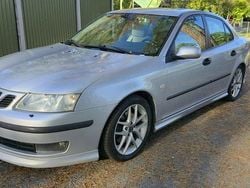 Grå Begagnad 2004 Saab 9-3 Aero Sedan | 39 000 kr (Dyr)