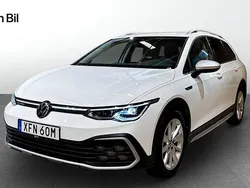 Vit (pure white) Begagnad 2022 VW Golf Alltrack Kombi | 359 900 kr (Marknadspris)