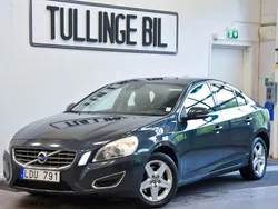 Grå Begagnad 2010 Volvo S60 Momentum Sedan | 89 900 kr (Marknadspris)