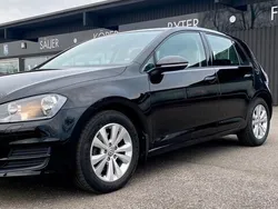 Svart Begagnad 2013 VW Golf VII Halvkombi | 139 900 kr (Marknadspris)
