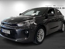 Platinum graphite Begagnad 2018 Kia Rio Advance Halvkombi | 139 000 kr (Marknadspris)