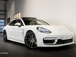 Vit (white) Begagnad 2023 Porsche Panamera 4 Platinum Edition Sedan | 979 000 kr (Lite dyr)