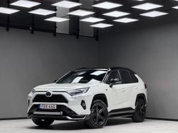 Vit Begagnad 2020 Toyota RAV4 Hybrid Premium SUV | 419 900 kr (Lite dyr)