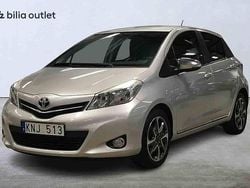 Silver Begagnad 2013 Toyota Yaris Halvkombi | 84 900 kr (Marknadspris)