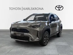 Grön Ny 2024 Toyota Yaris Cross Edition SUV | 399 000 kr (Dyr)