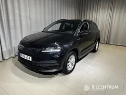 Svart Begagnad 2020 Skoda Karoq SportLine SUV | 199 700 kr (Bra pris)