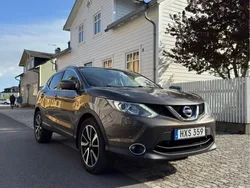 Brun Begagnad 2015 Nissan Qashqai SUV | 115 000 kr (Marknadspris)