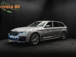 Grå Begagnad 2022 BMW 530e M Sport Kombi | 414 700 kr (Lite dyr)