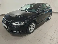 Svart Begagnad 2010 Audi A3 Attraction Halvkombi | 99 900 kr