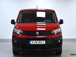 Röd Begagnad 2021 Peugeot Partner Minibuss | 124 900 kr (Superpris)