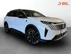 Vit Begagnad 2025 Peugeot 5008 GT Minibuss | 409 900 kr