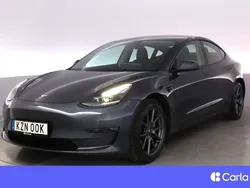 Grå Begagnad 2021 Tesla Model 3 Long Range Sedan | 324 900 kr (Marknadspris)