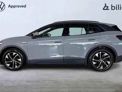 Grå Begagnad 2023 VW ID.4 Pro Performance SUV | 349 900 kr (Superpris)