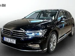 Svart Begagnad 2022 VW Passat R-line Kombi | 319 900 kr (Marknadspris)