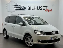 Vit Begagnad 2017 VW Sharan Minibuss | 238 500 kr (Marknadspris)